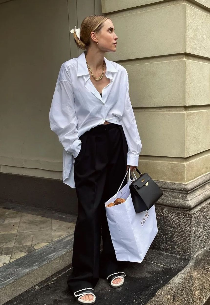 Must Have Basic Pieces You Need in Your Closet