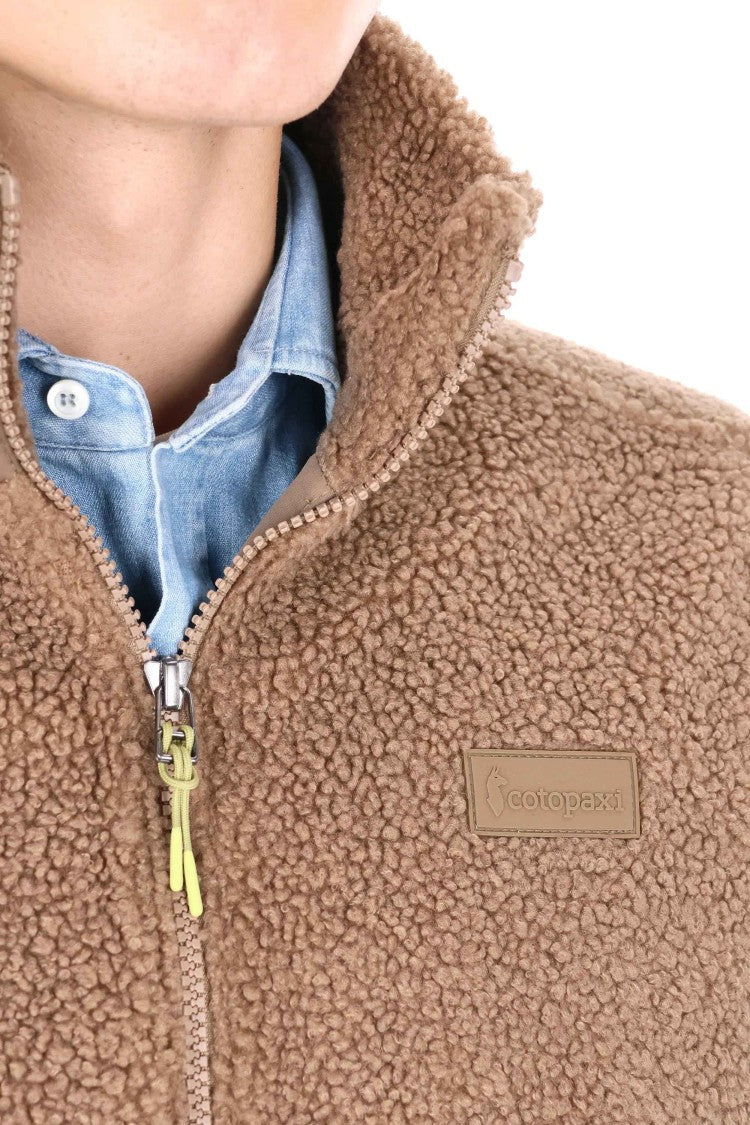 Cotopaxi Bacano Model Teddy Gilet