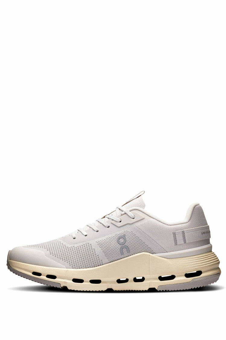 On Dna Cloudnova Form 2 Tt Sneakers