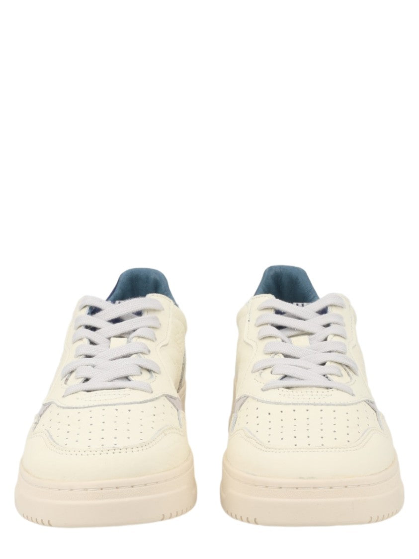 Autry Medalist Low Perforated Leather Low-Top Sneakers