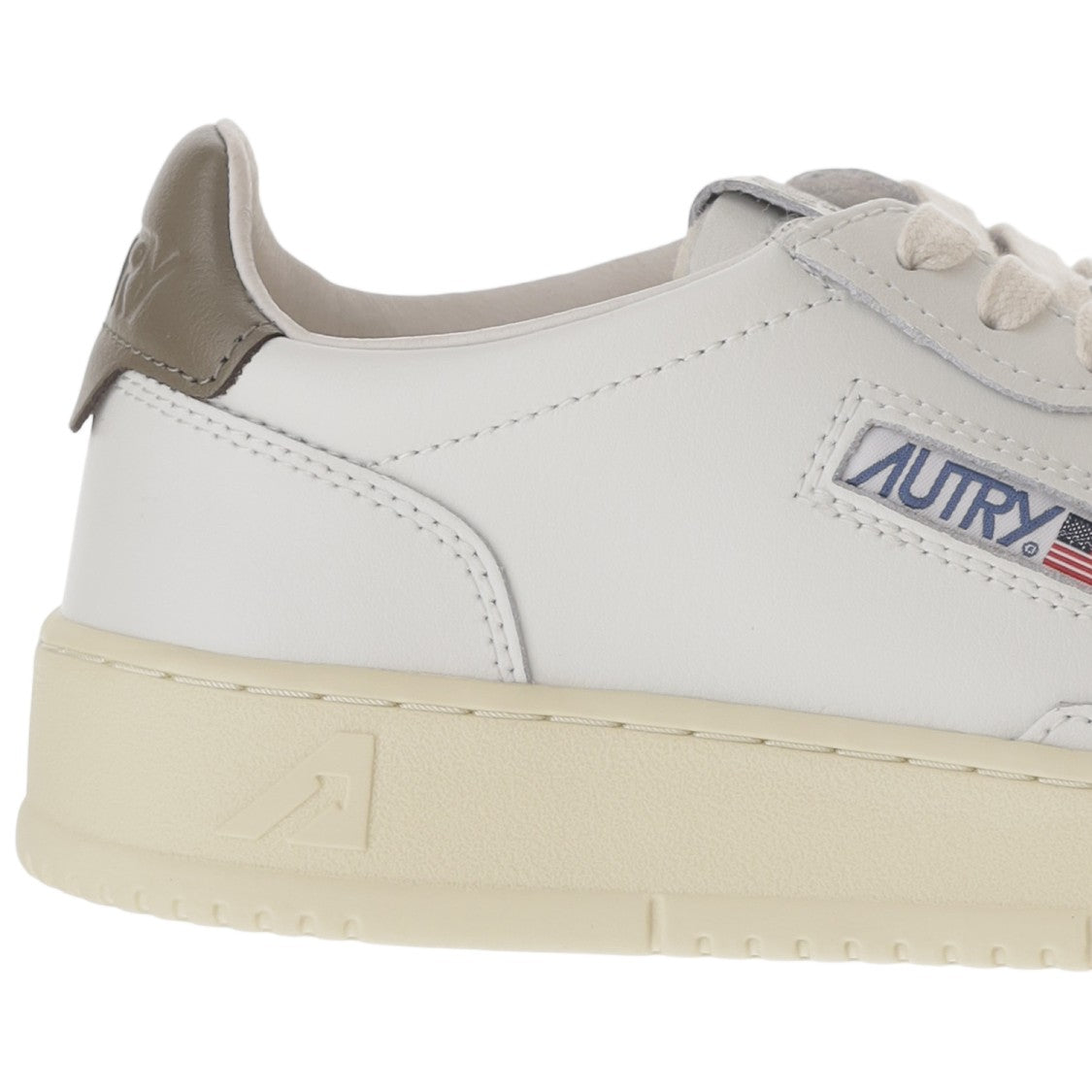 Autry White Brown Medalist Low Leather Sneakers