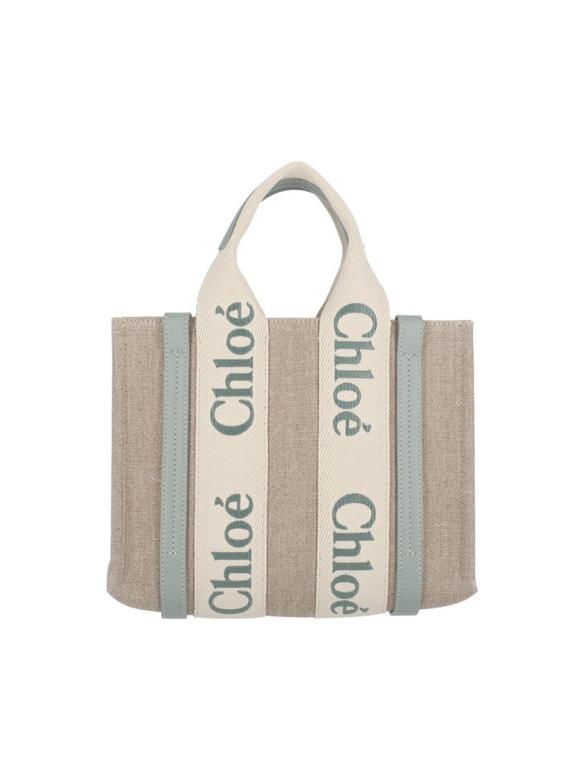 Chloé Structured Green Handbag With Versatile Design