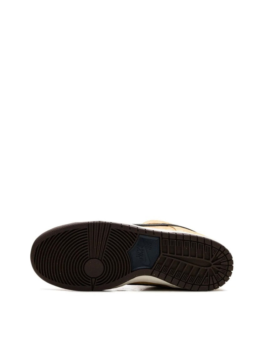 Nike Sb Dunk Low Pro 'City Of Cinema' Sneakers