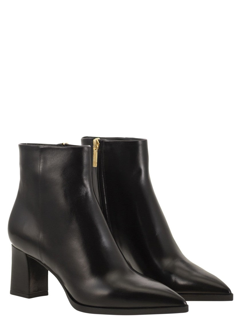 Santoni Medium Heel Leather Ankle Boot