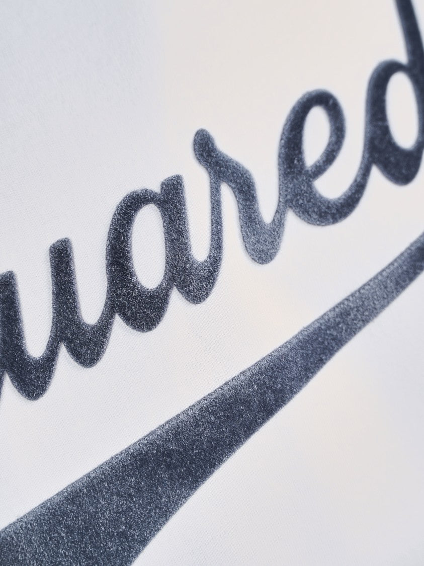 Dsquared2 Relaxed Fit White T-Shirt With Bold Logo