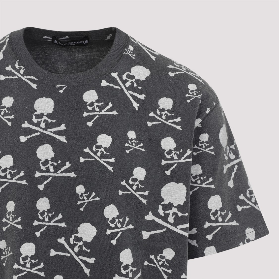Mastermind Skull And Crossbones Print T-Shirt
