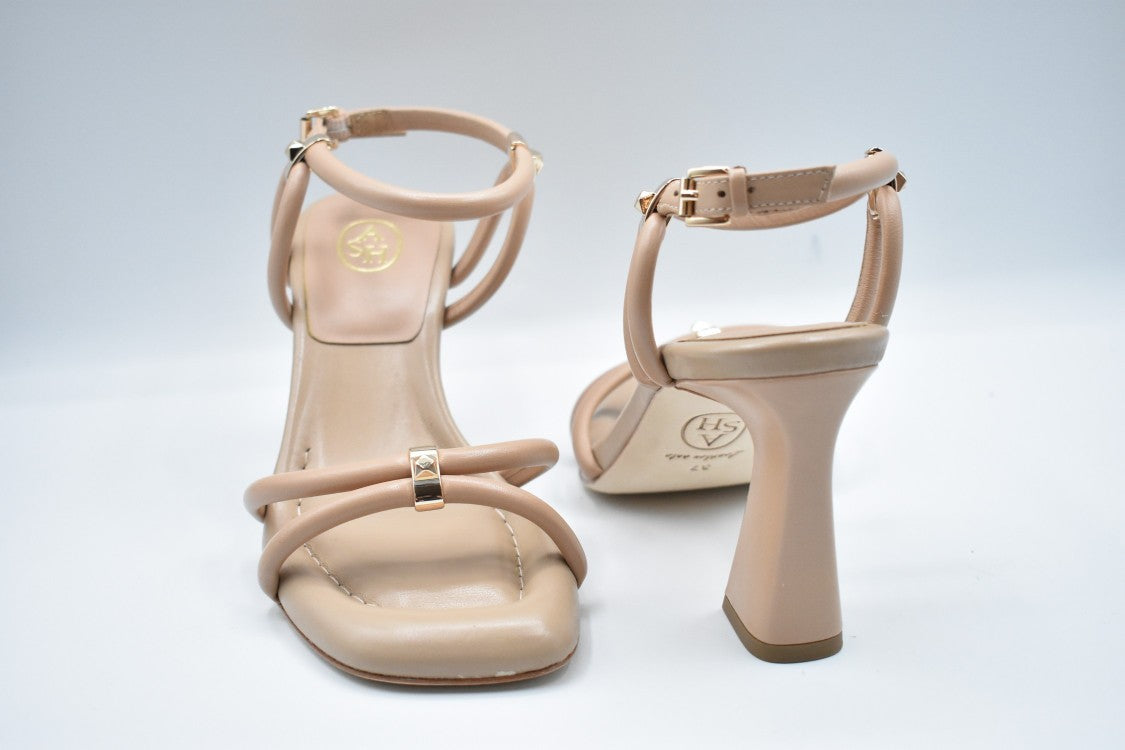 Ash Lace-Up Flat Shoes With Sophisticated Design And Comfortable Fit