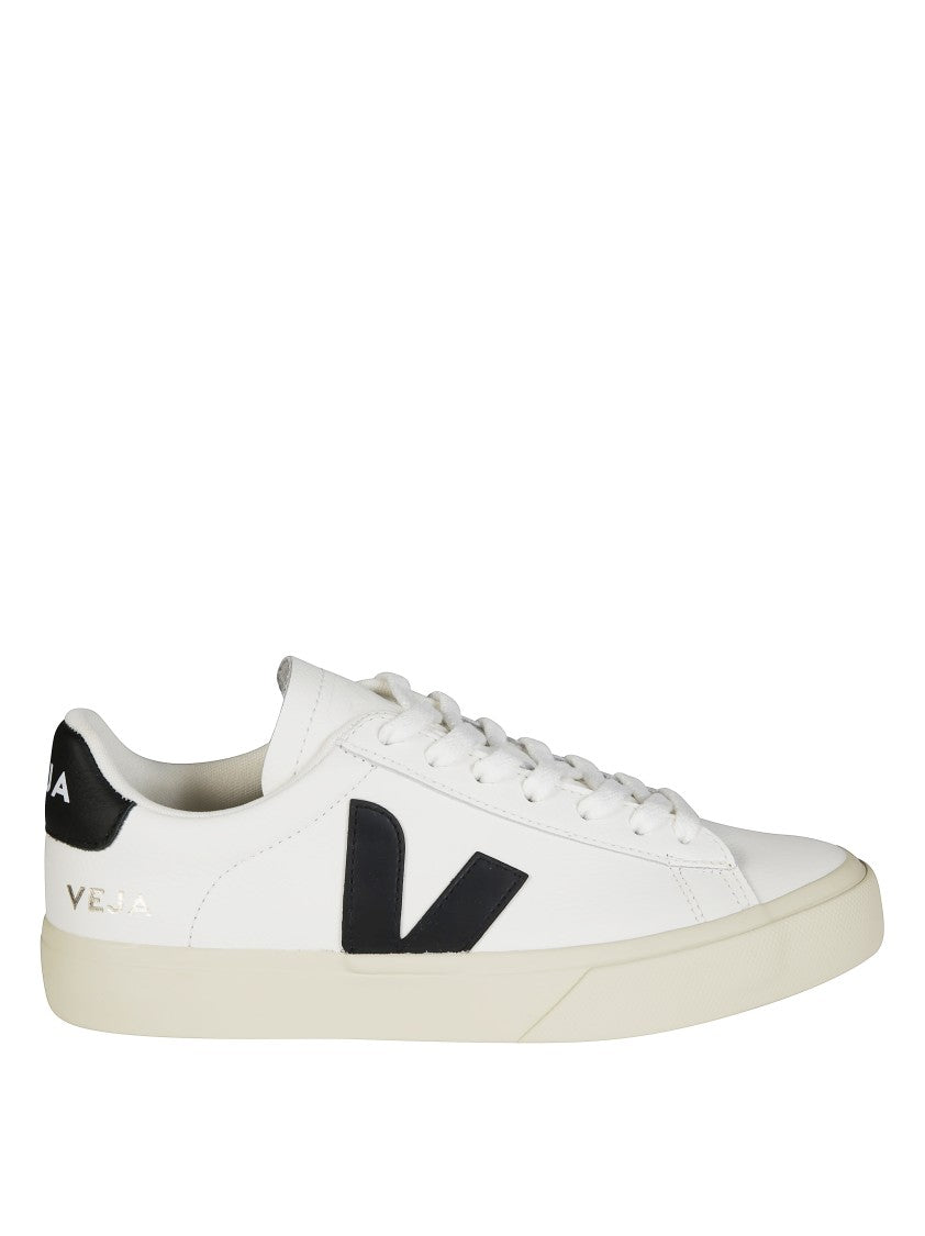 Veja Low-Top Sneakers With Contrasting Logo