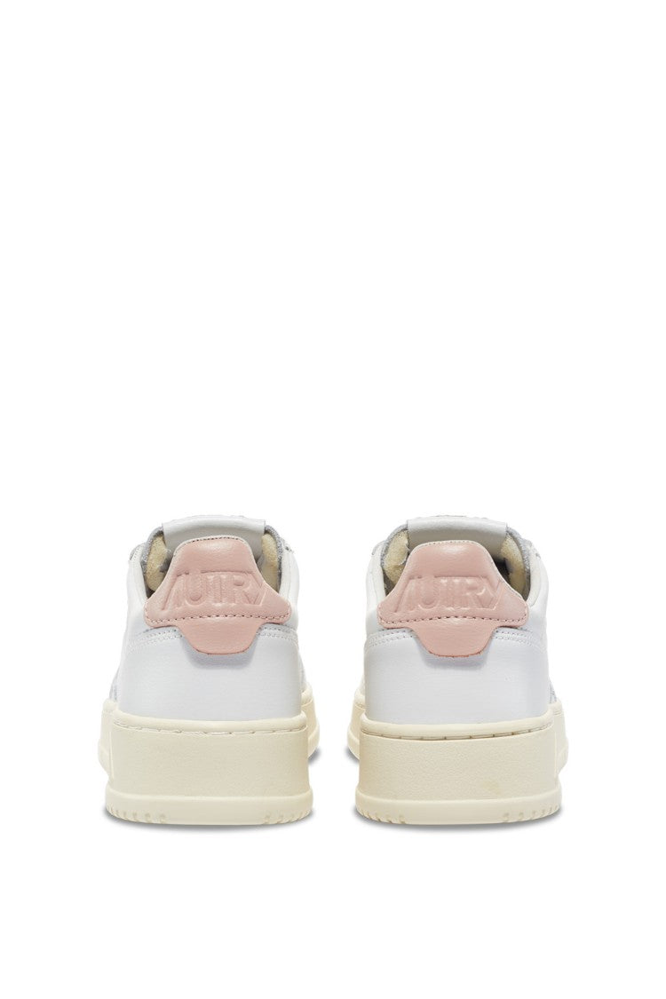 Autry Women’S Medalist Leather Sneakers Pink Heel Tab