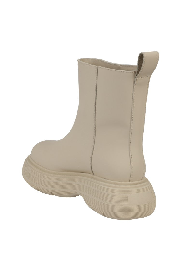 Gia Borghini Cream Leather Rounded Toe Ankle Boots