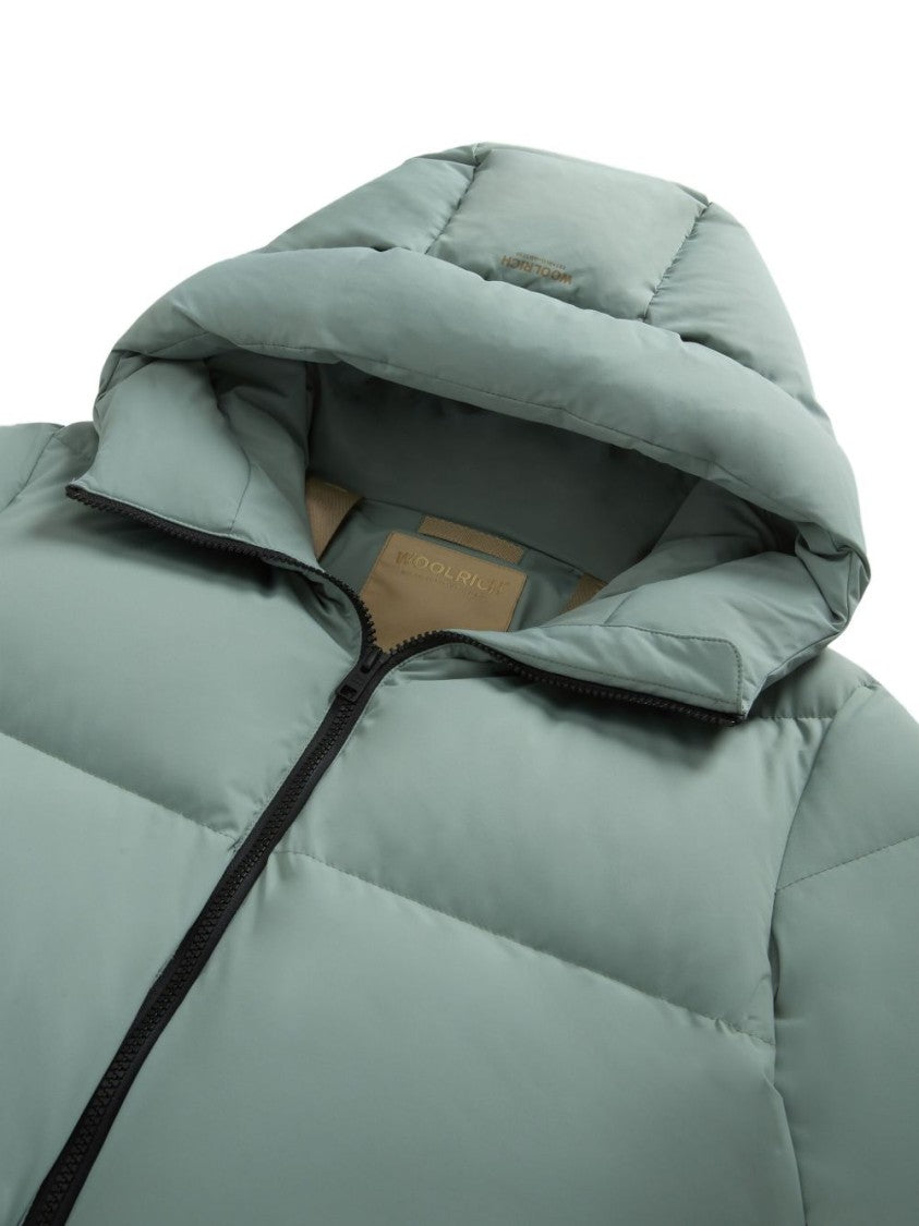 Woolrich High-Collar Puffer Jacket With Horizontal Quilting