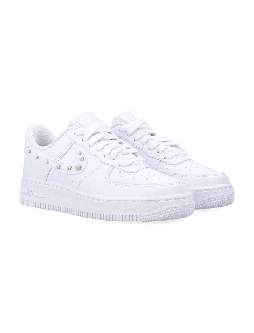 Nike Air Force 1 ’07 Leather Sneakers