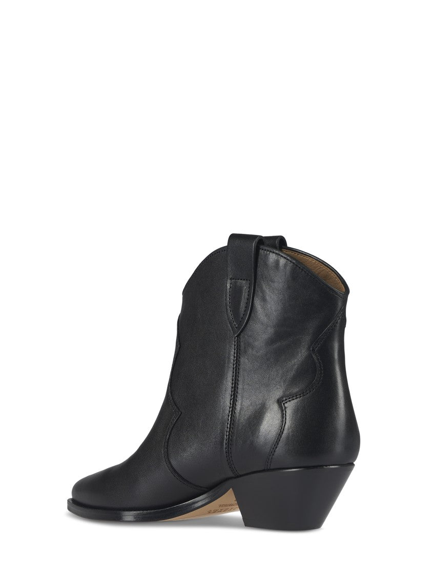 Isabel Marant Ankle Boots With Pointed Toe And Curved Design