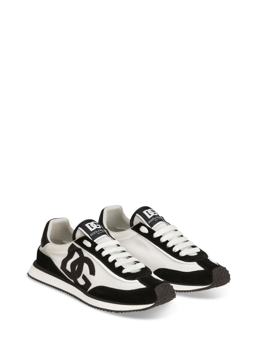 Dolce & Gabbana Low-Top Sneakers With Contrasting Logo And Textured Outsole