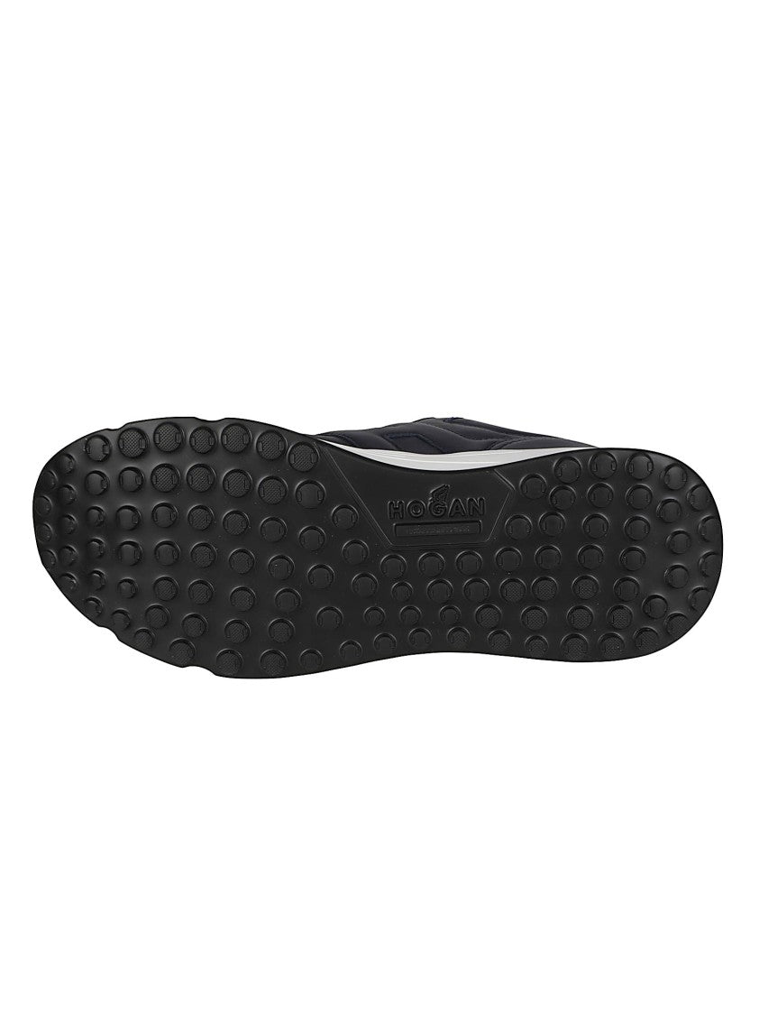 Hogan Low-Profile Black Sneakers With Tonal Detailing