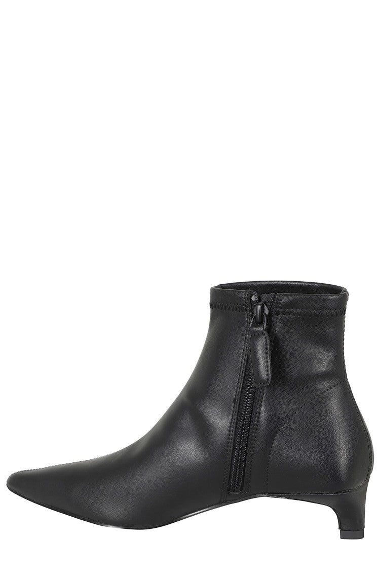 Senso Hailey I Pointed-Toe Minimalist Leather Ankle Boots