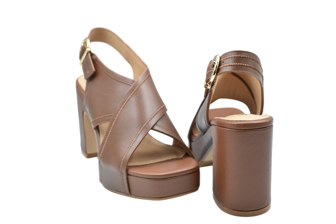 Janet & Janet Brown Laced Comfort Versatile Low Shoes
