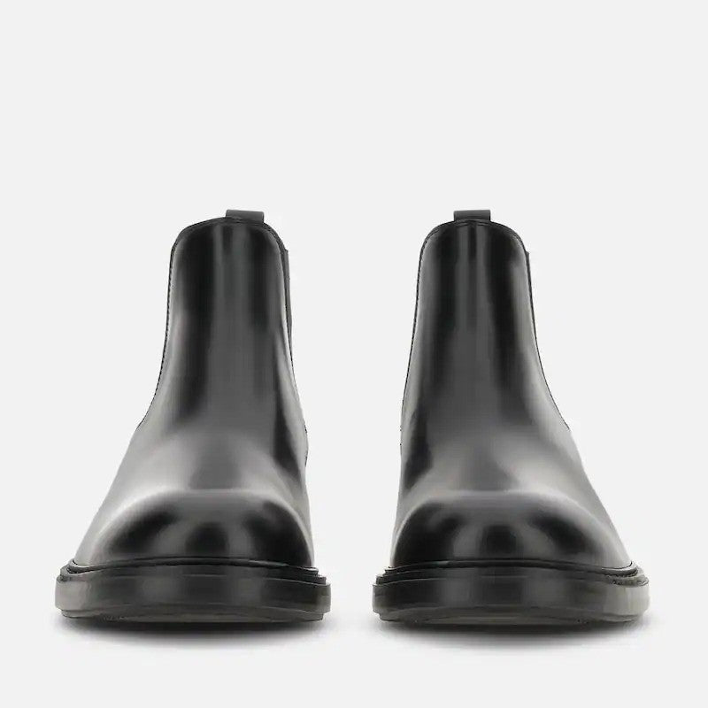 Hogan Smooth Leather Chunky Sole Chelsea Boots