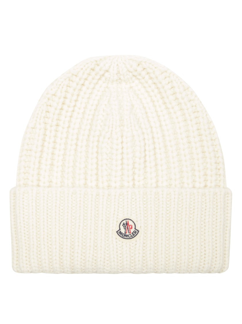 Moncler Rounded Crown White Hat With Curved Brim