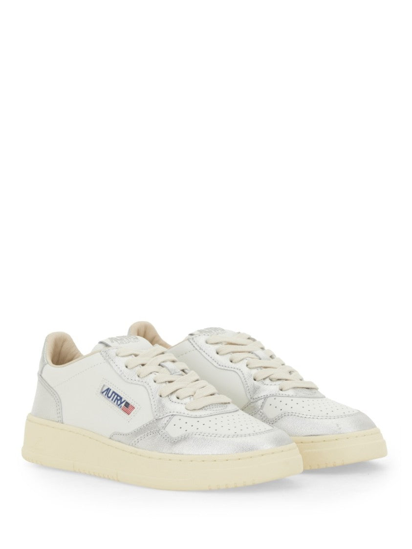 Autry Medalist Low Perforated Toe Leather Sneakers
