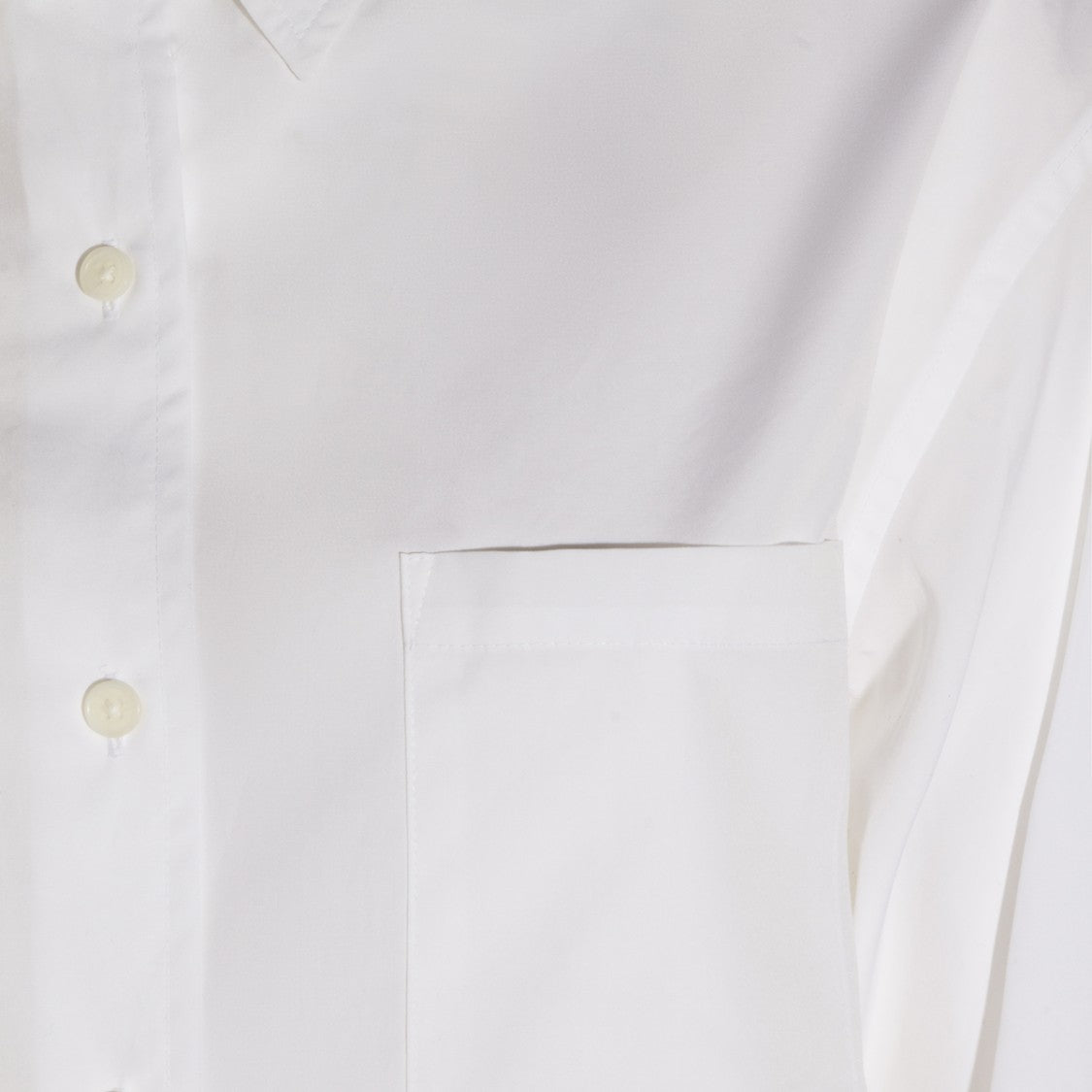 Rag & Bone Classic White Button-Up Shirt With Timeless Silhouette