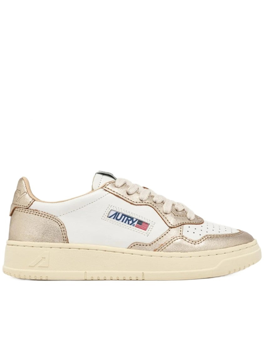 Autry Medalist Low Metallic Accents Sneakers