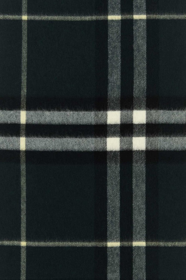 Burberry Rich Green Scarf With Luxurious Draping