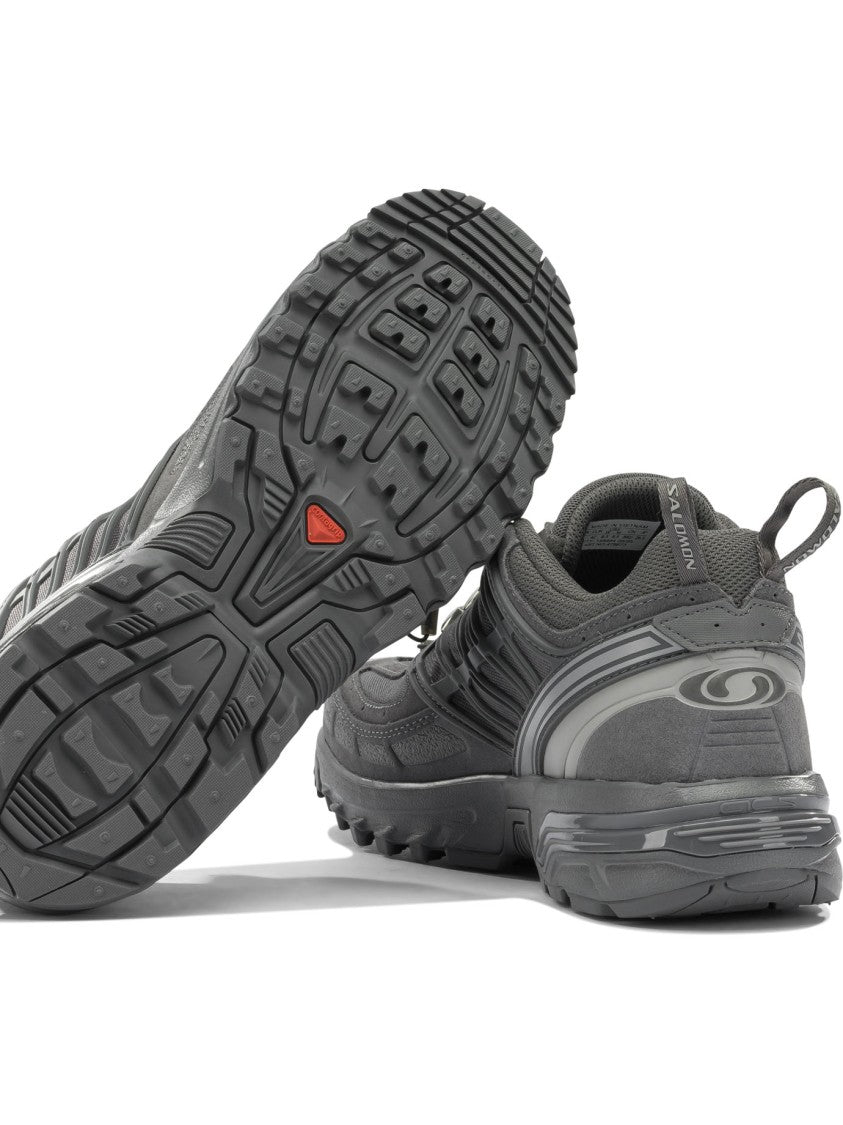 Salomon Streamlined Grey Sneakers With Durable Rubber Sole