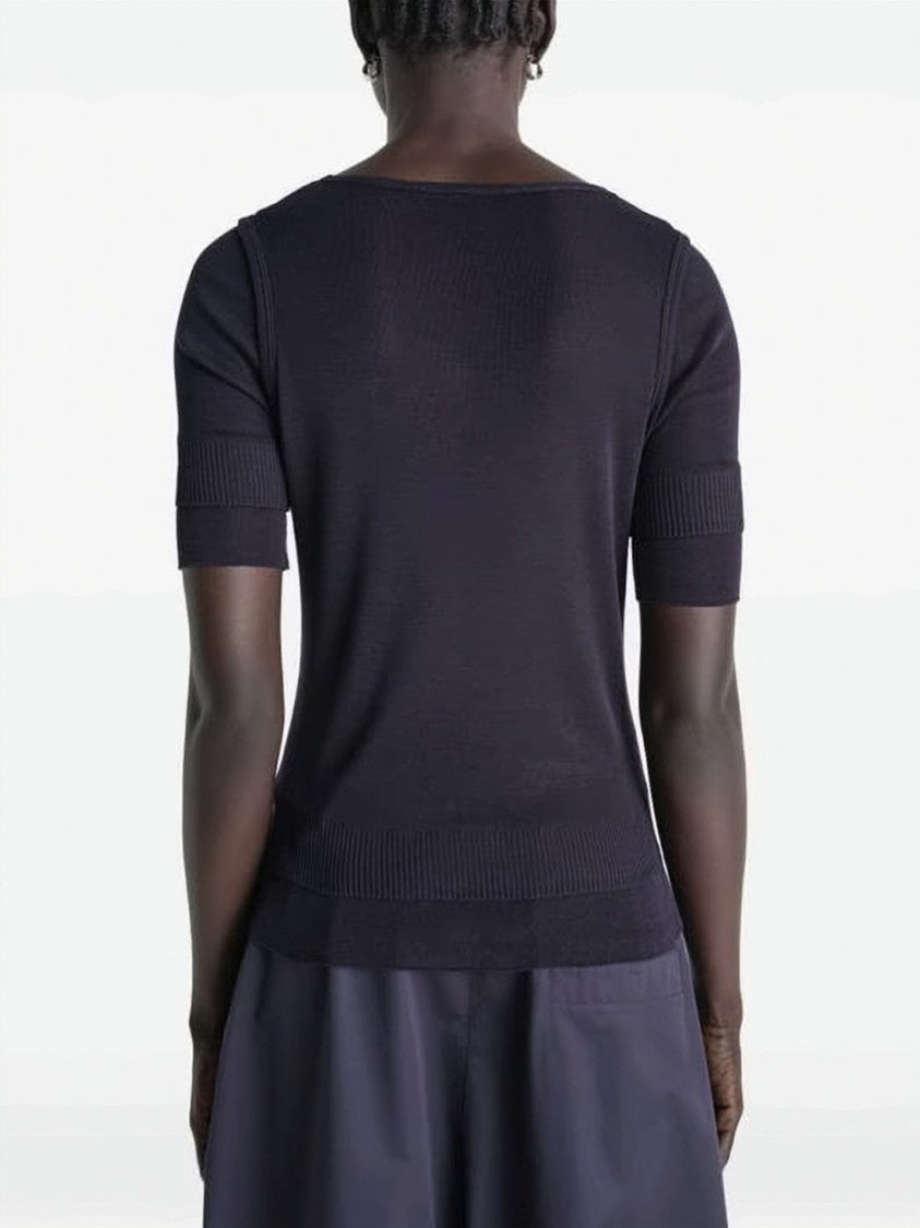 Lemaire Fitted Short-Sleeved Top With Scoop Neckline And Textured Hem