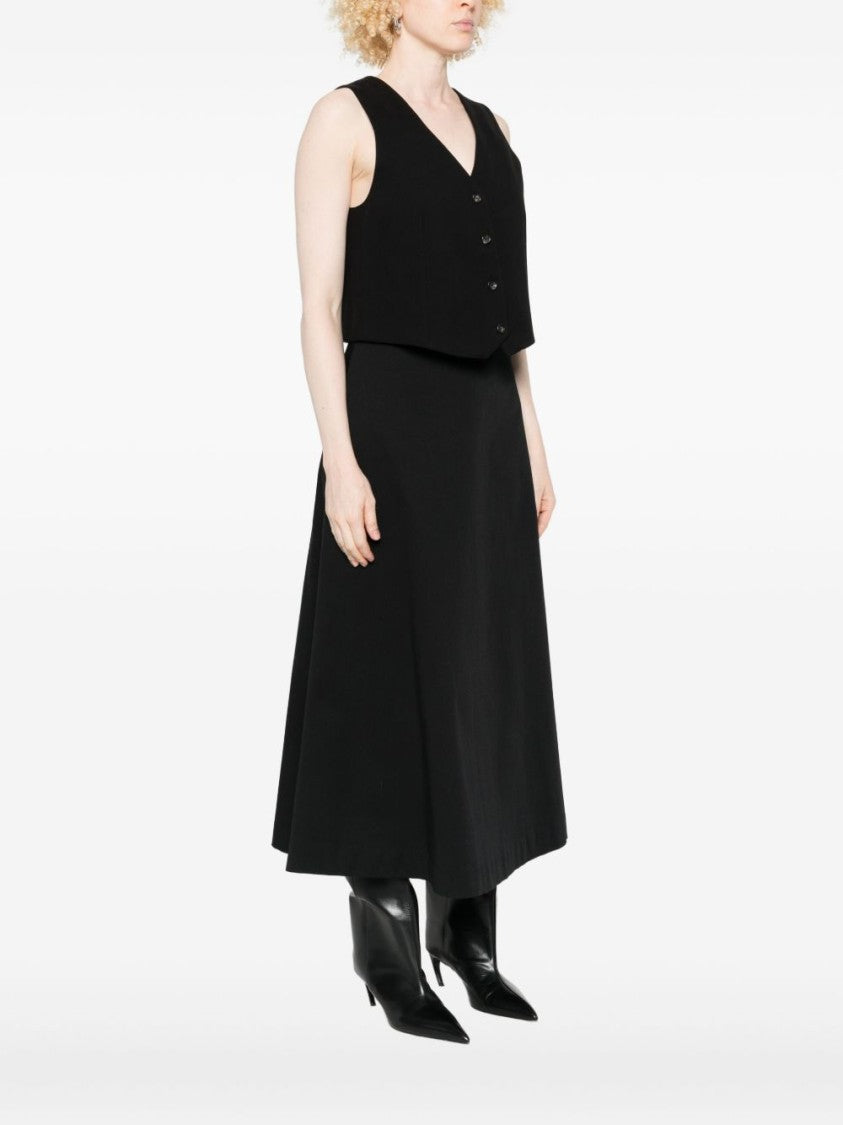 Circolo 1901 Black Sleeveless Knit Vest With V-Neckline