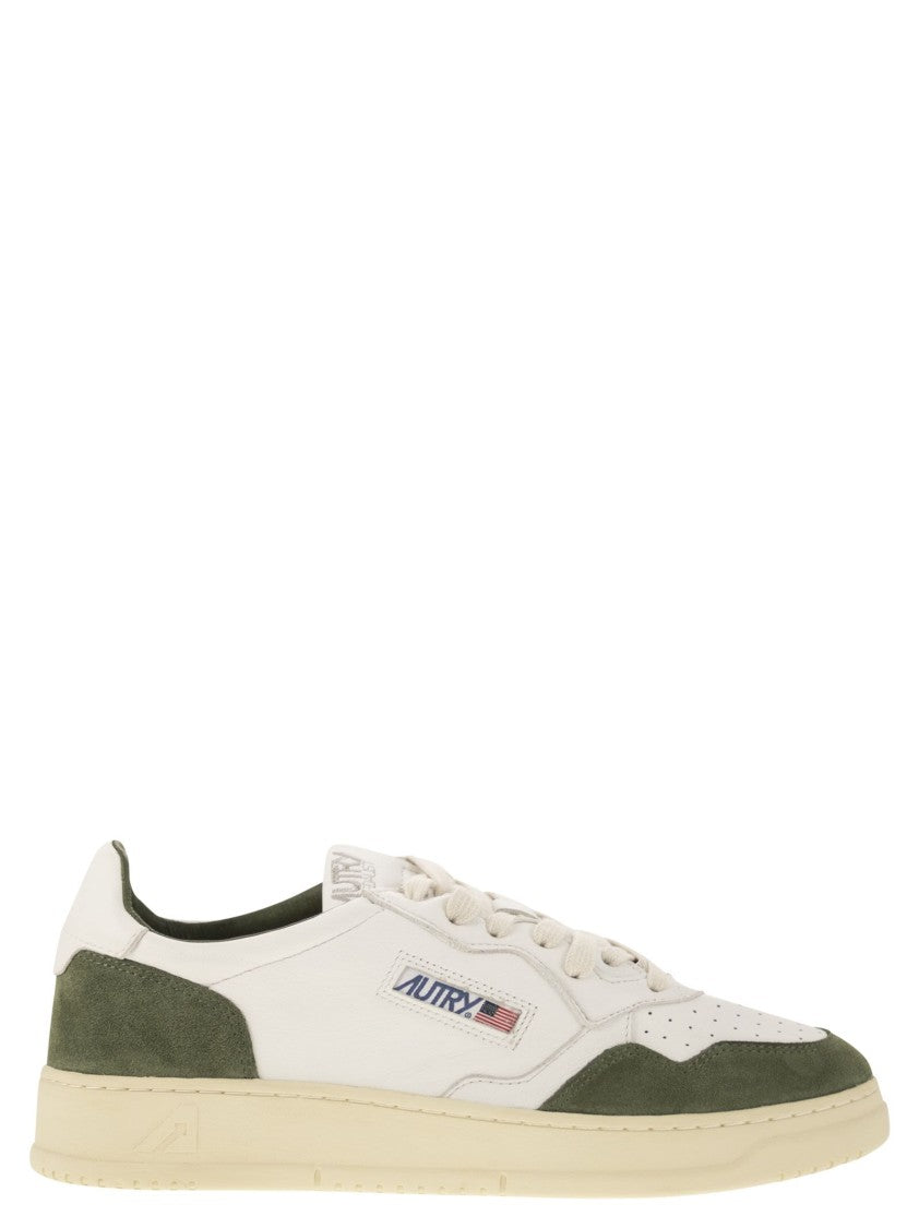 Autry Medalist Low - Sneakers In Goatskin And Suede