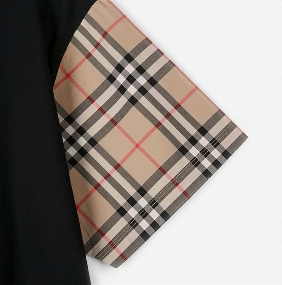 Burberry Black T-Shirt With Distinctive Plaid Short Sleeves