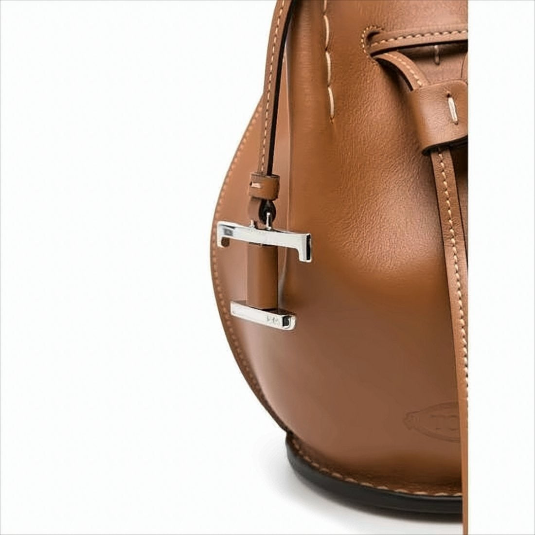 Tod's Bucket-Style Shoulder Bag With Drawstring Closure