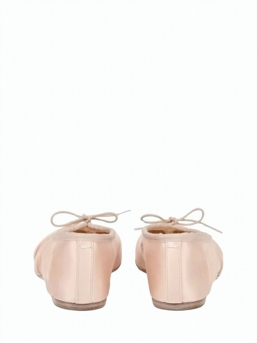 Maison Margiela Flat Shoes With Distinctive Split-Toe Design