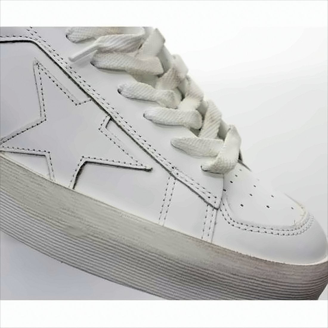 Golden Goose Low-Top Sneakers With Subtle Star Detail