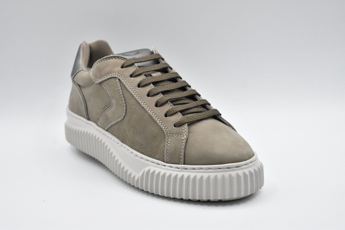 Voile Blanche Laced Sneakers With Contrasting Sole