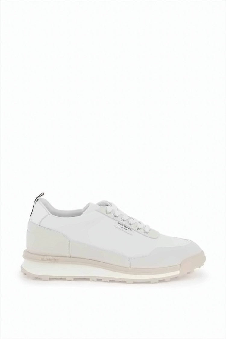 Thom Browne Sleek Low-Top Sneakers With Calf Leather And Suede Overlays