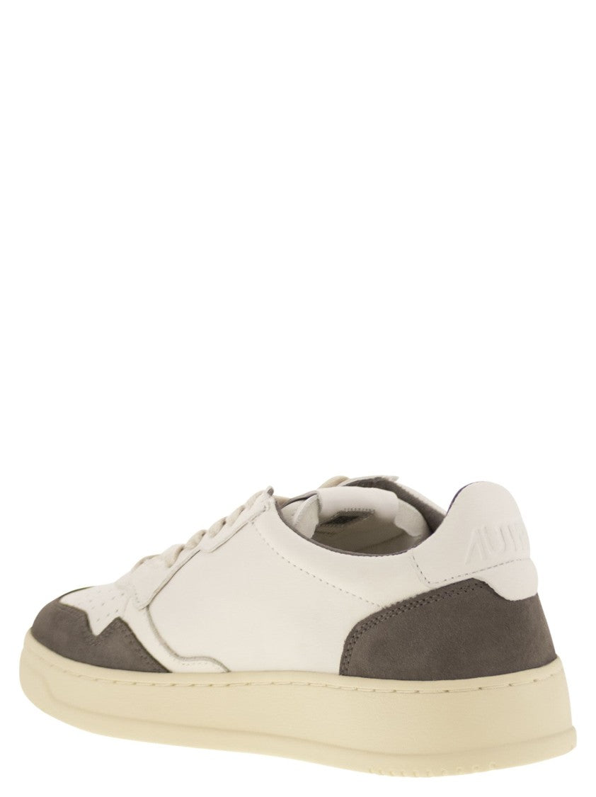 Autry Medalist Low - Leather And Suede Sneakers