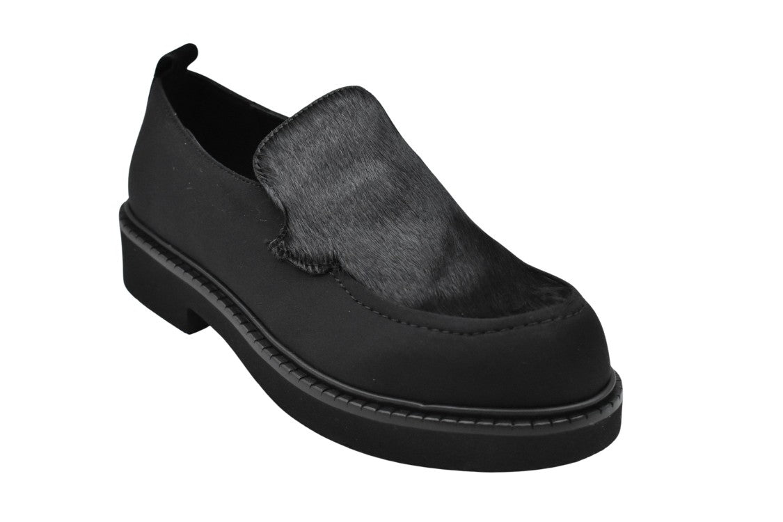 Jeannot Textured-Panel Black Low Top Shoes