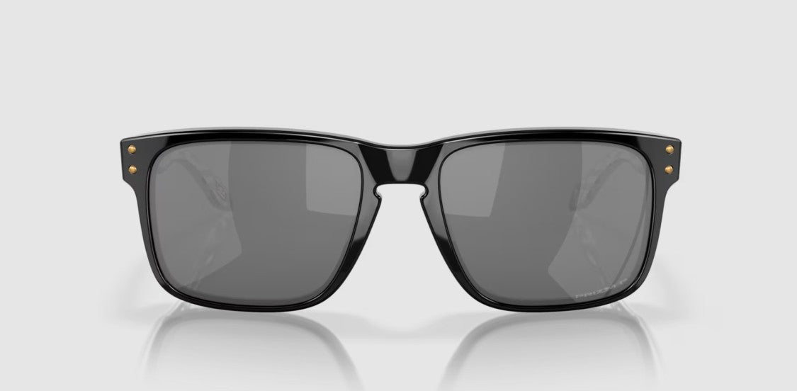 Oakley Holbrook Sunglasses With Iridium Finish And Polarized Options