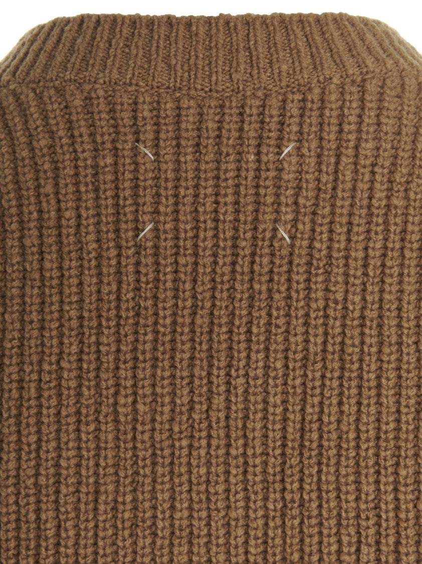 Maison Margiela V-Neck Wool Blend Vest With Ribbed Texture