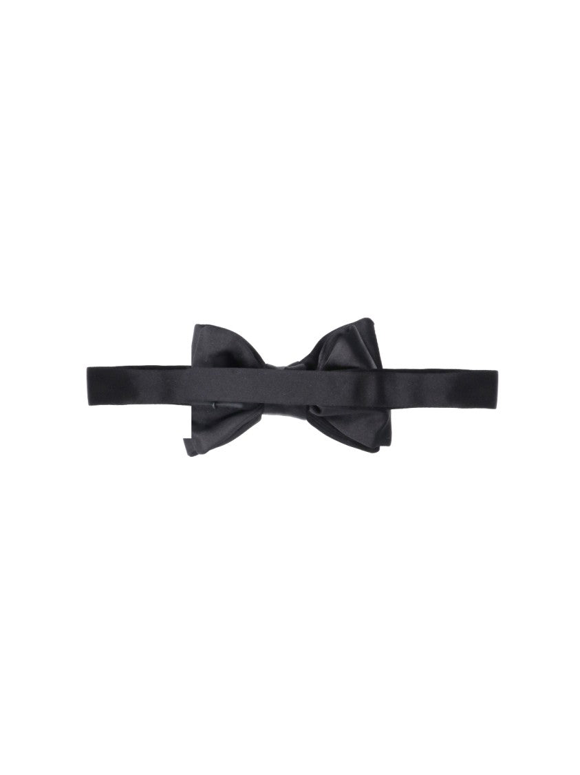 Tom Ford Classic Black Silk Bow Tie With Rear Closure