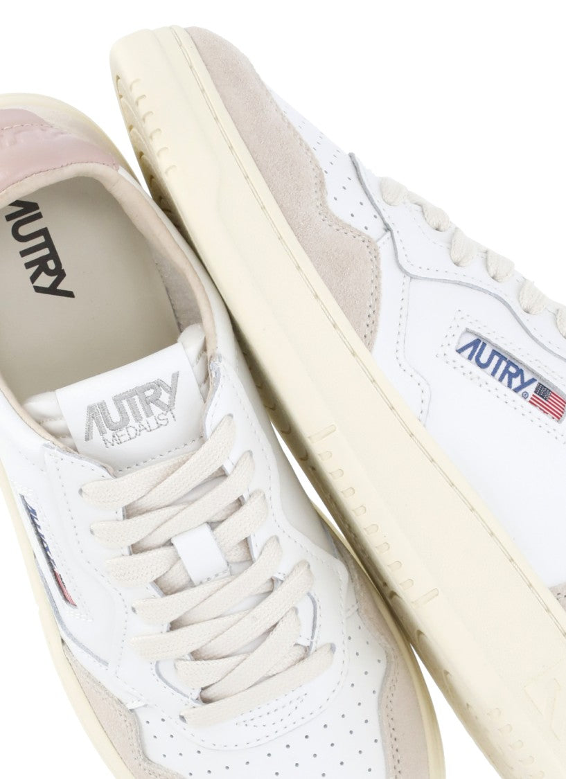 Autry White Medalist Low Leather Sneakers