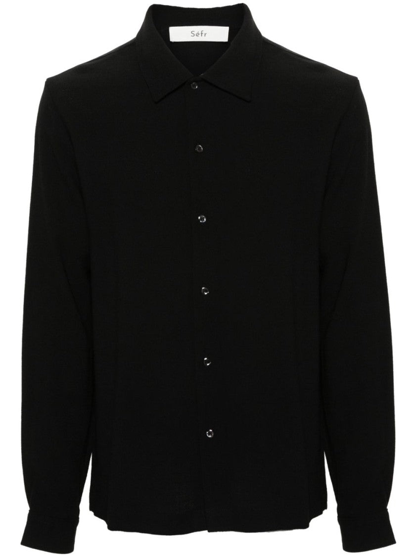 Séfr Minimalist Black Button-Up Shirt With Classic Collar And Tailored Silhouette