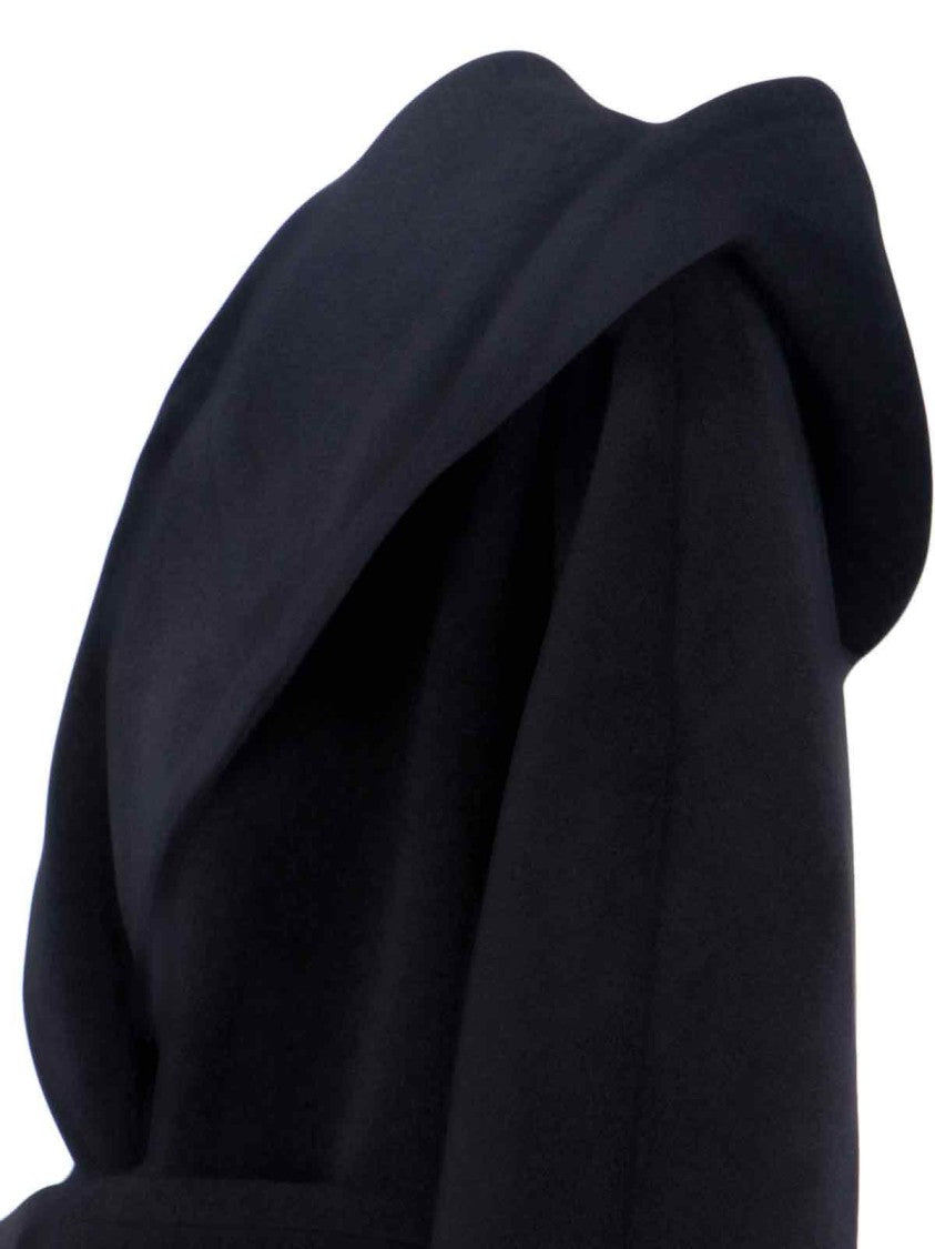 Tagliatore Tailored Black Jacket With Classic Collar And Minimalistic Design