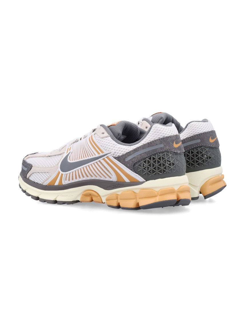 Nike Zoom Vomero 5 Leather Mesh Sneakers