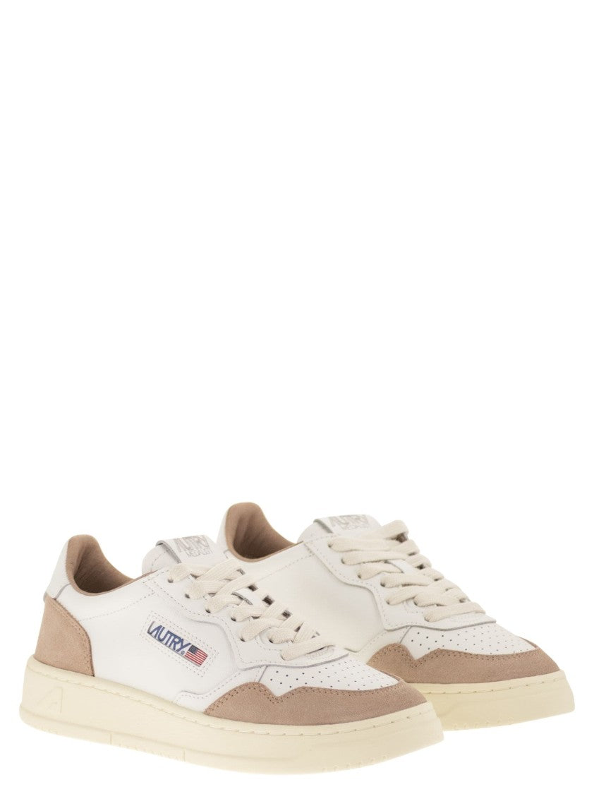 Autry Medalist Low - Leather And Suede Sneakers