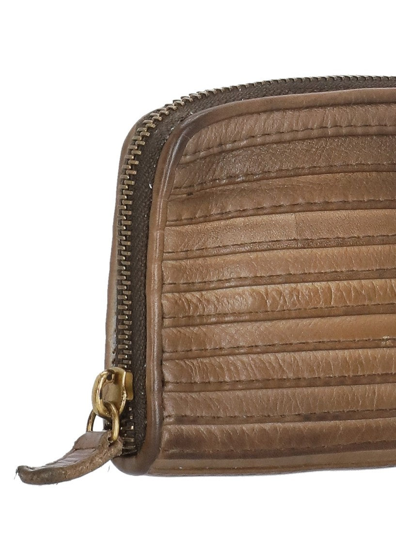 Majo Textured Brown Leather Wallet With Zip-Around Closure