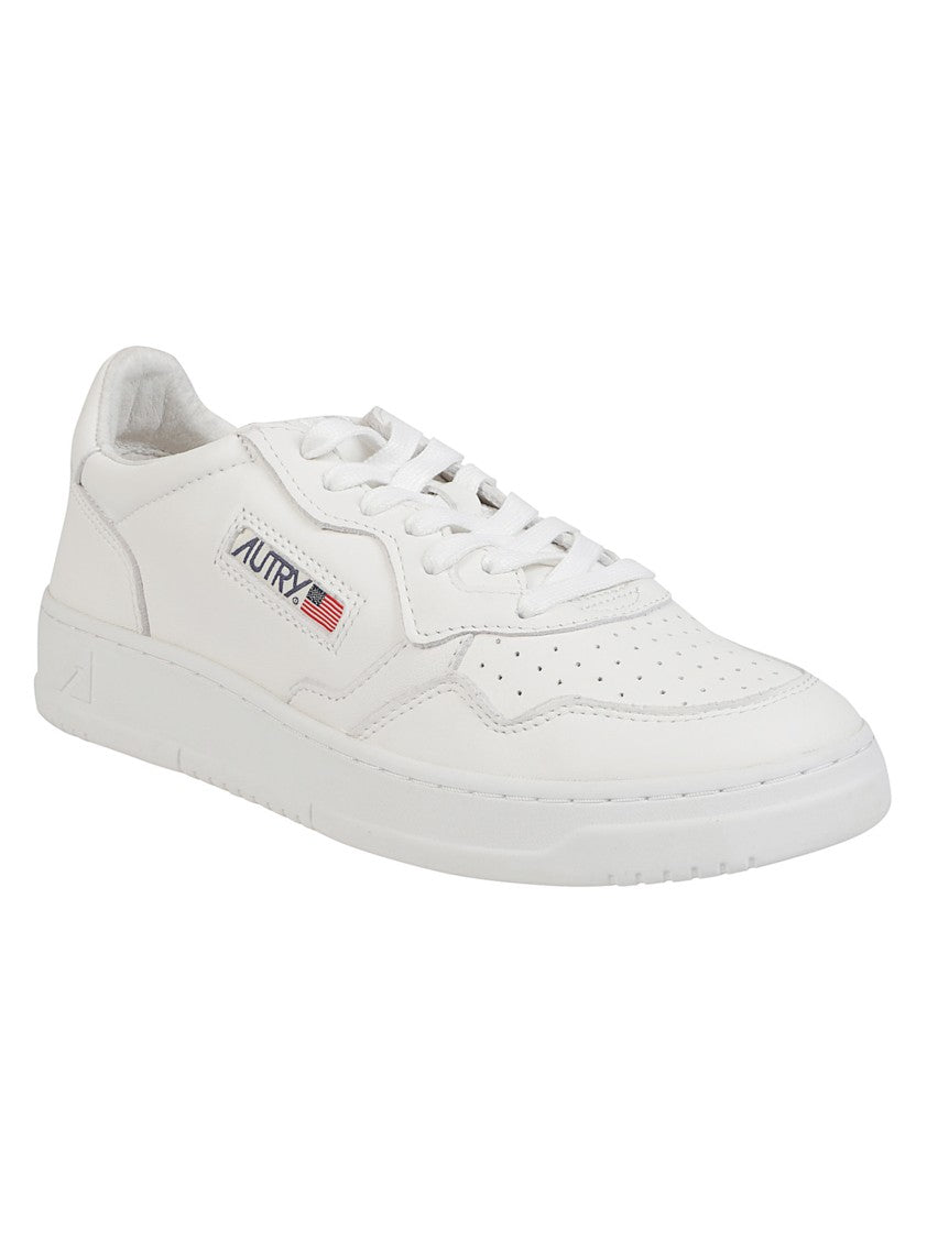 Autry Medalist Low Minimalist Goat Sneakers