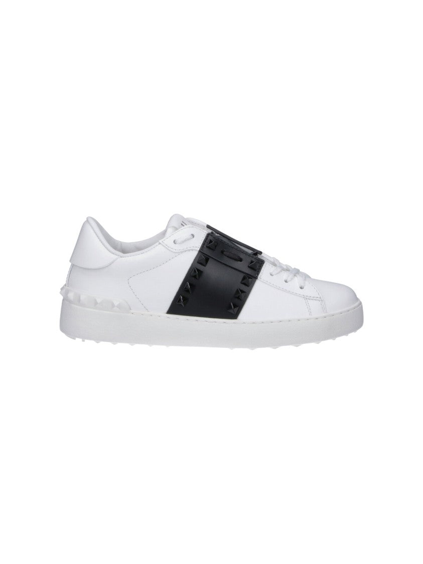 Valentino Garavani Pyramid Studded Low-Top Sneakers In White Calf Leather